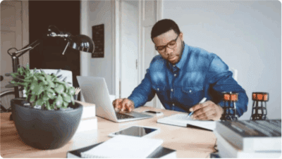 Conheça 10 profissões em alta que permitem trabalhar de qualquer lugar do mundo